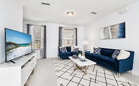 Updated Vista Cay Townhome, 10 Min From Universal